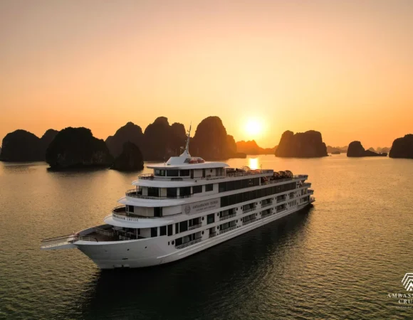 Tour Ngày Hạ Long Bay & Hang Sửng Sốt, Ti Top Trên Tàu Ambassador