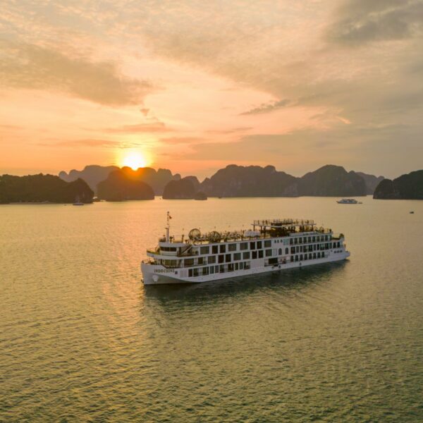 at_tour-du-thuyen-indochine-premium-ha-long-2-ngay_1cf8225204585c1e6895002dbd043878